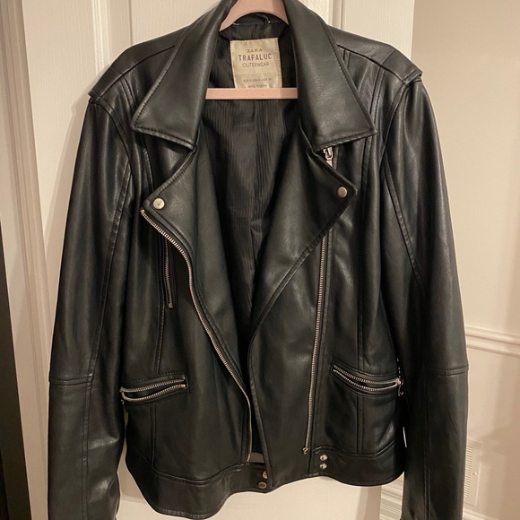 FAUX leather jacket from Zara - Picture 2 of 3